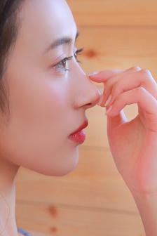 善良的小